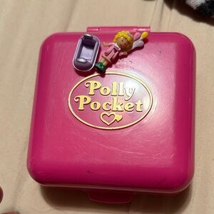 Polly Pocket Pink Compact Toy